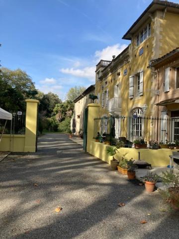 Château De La Prade * Bram